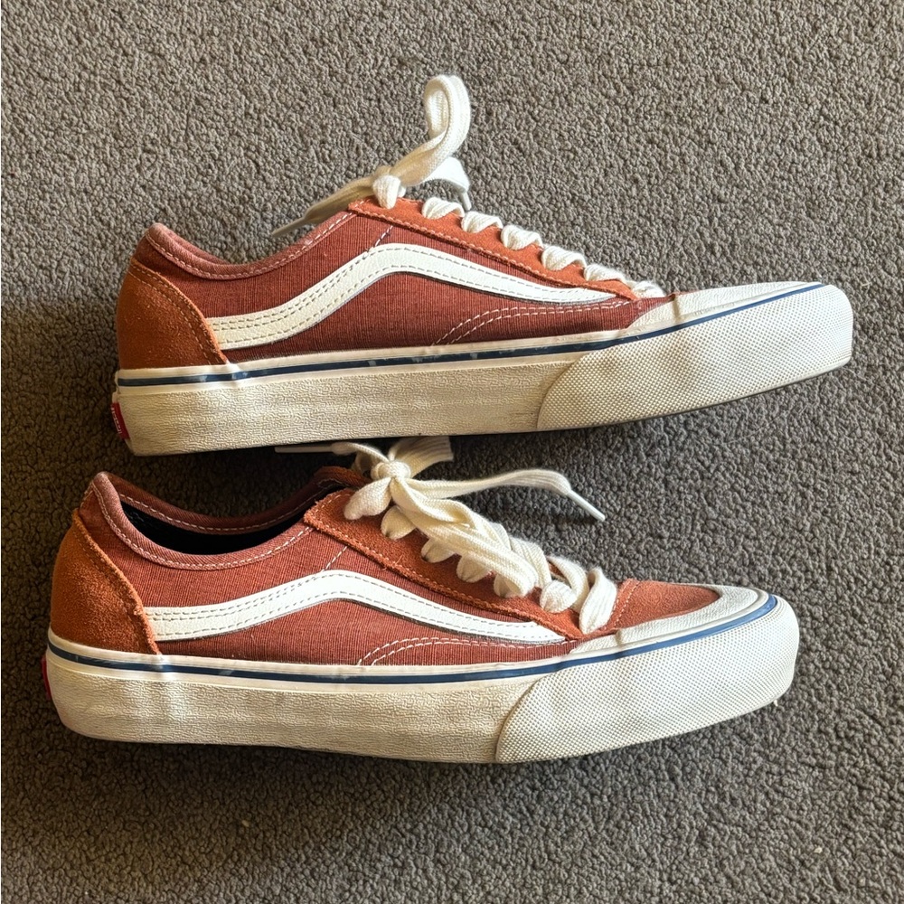 Women/Mens Vans shoes
